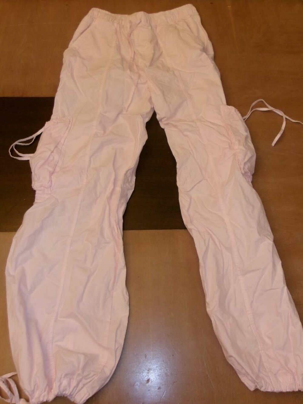 Zara cargo pants, size extra small, in the color light pink